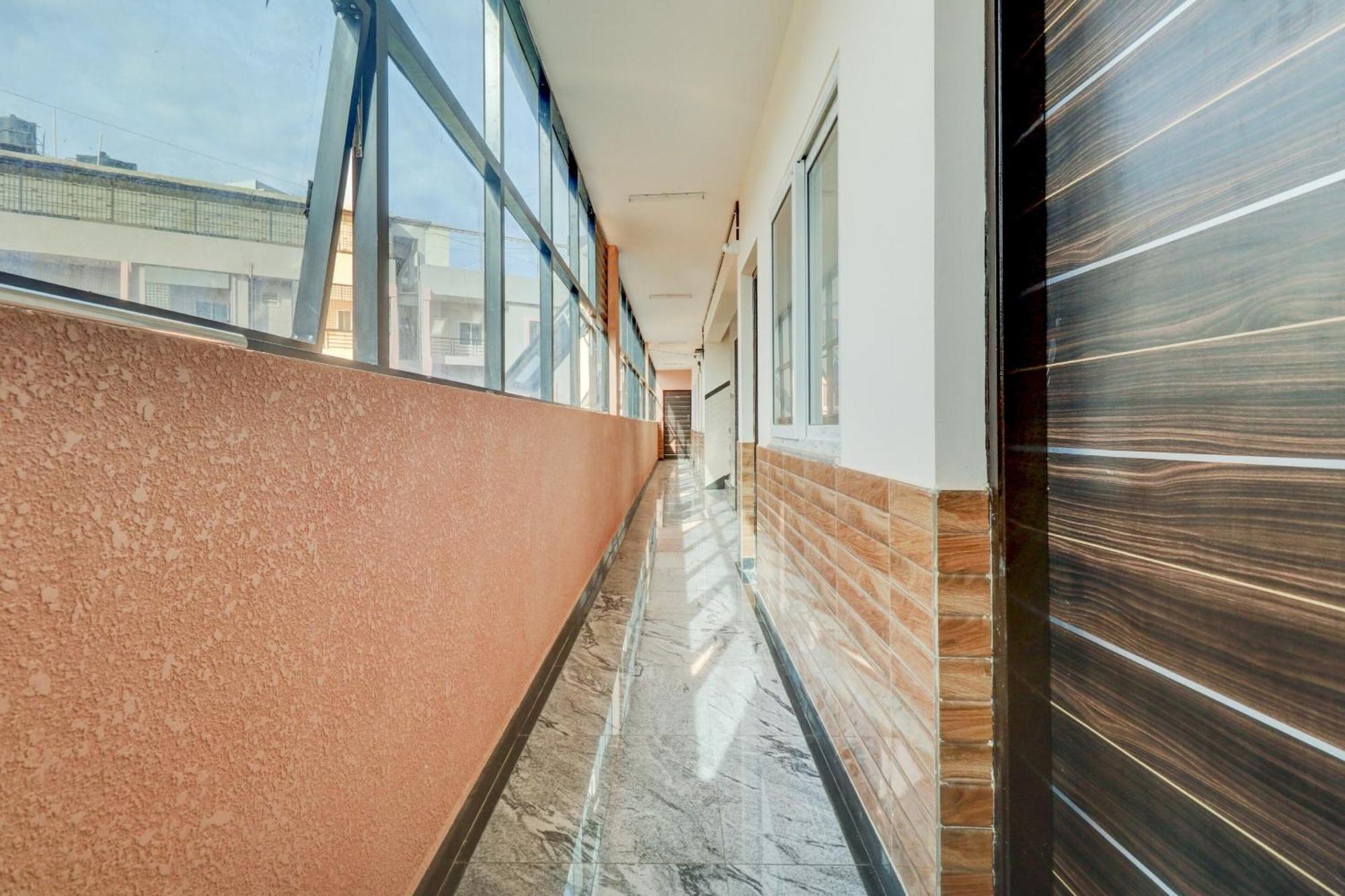Hotel O Elite Lifestyle Red Rose Near 7D Voyage Bangalore Ngoại thất bức ảnh